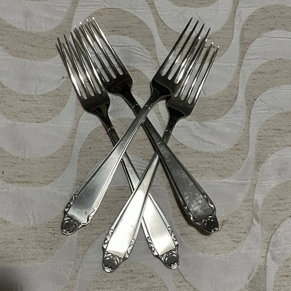 Set of 4 Vintage Magna Stainless Forks 12/12 Holland Ornate Dining Flatware